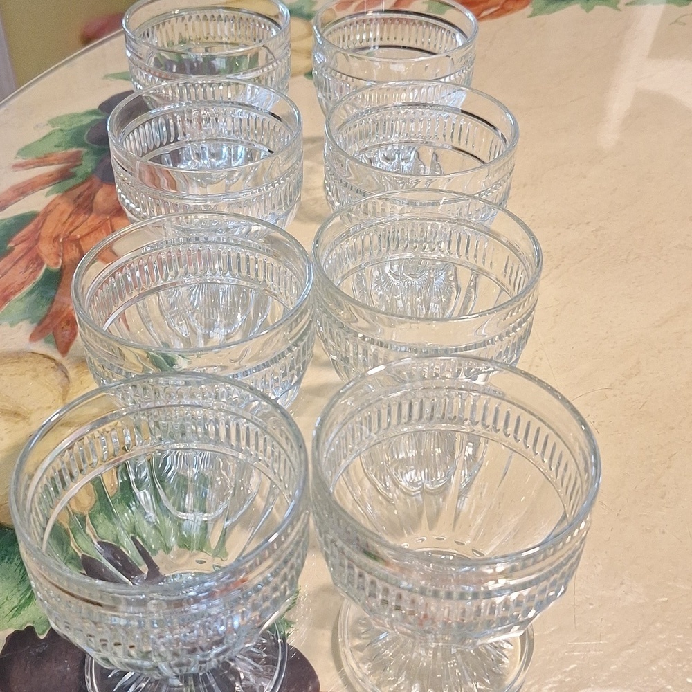 Anchor Hockings 8 Glass Compote